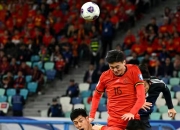 开云体育下载-足球场上精彩纷呈，球员风采十足的简单介绍