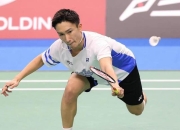 开云体育在线-中国羽毛球队鏖战英格兰羽毛球队，桃田贤斗送出助攻