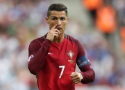 开云官方app入口-赛道上的历史回响，F1街道赛焦点战与南非终结尼斯的双重奏