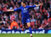 开云体育-蓝黑风暴席卷斯坦福桥，孙兴慜关键回合一剑封喉，国际米兰完胜切尔西