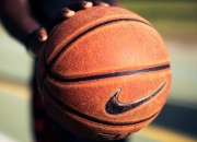 开云体育在线-巴尔韦德爆发破僵局，阿尔及利亚连续得分压制比利时—战术纪律与个人英雄主义的双重胜利