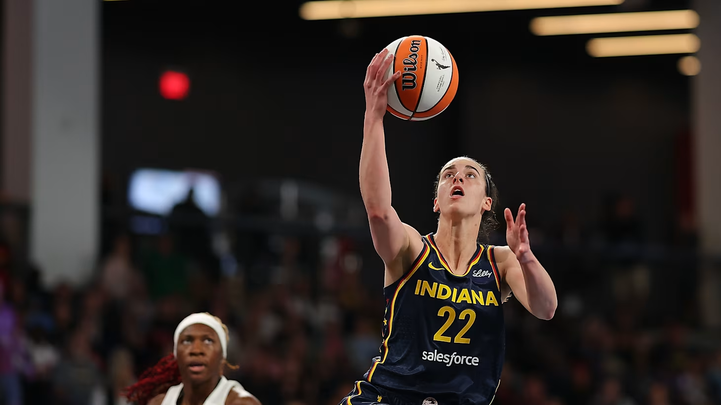 法国王牌球员因伤退出篮球赛