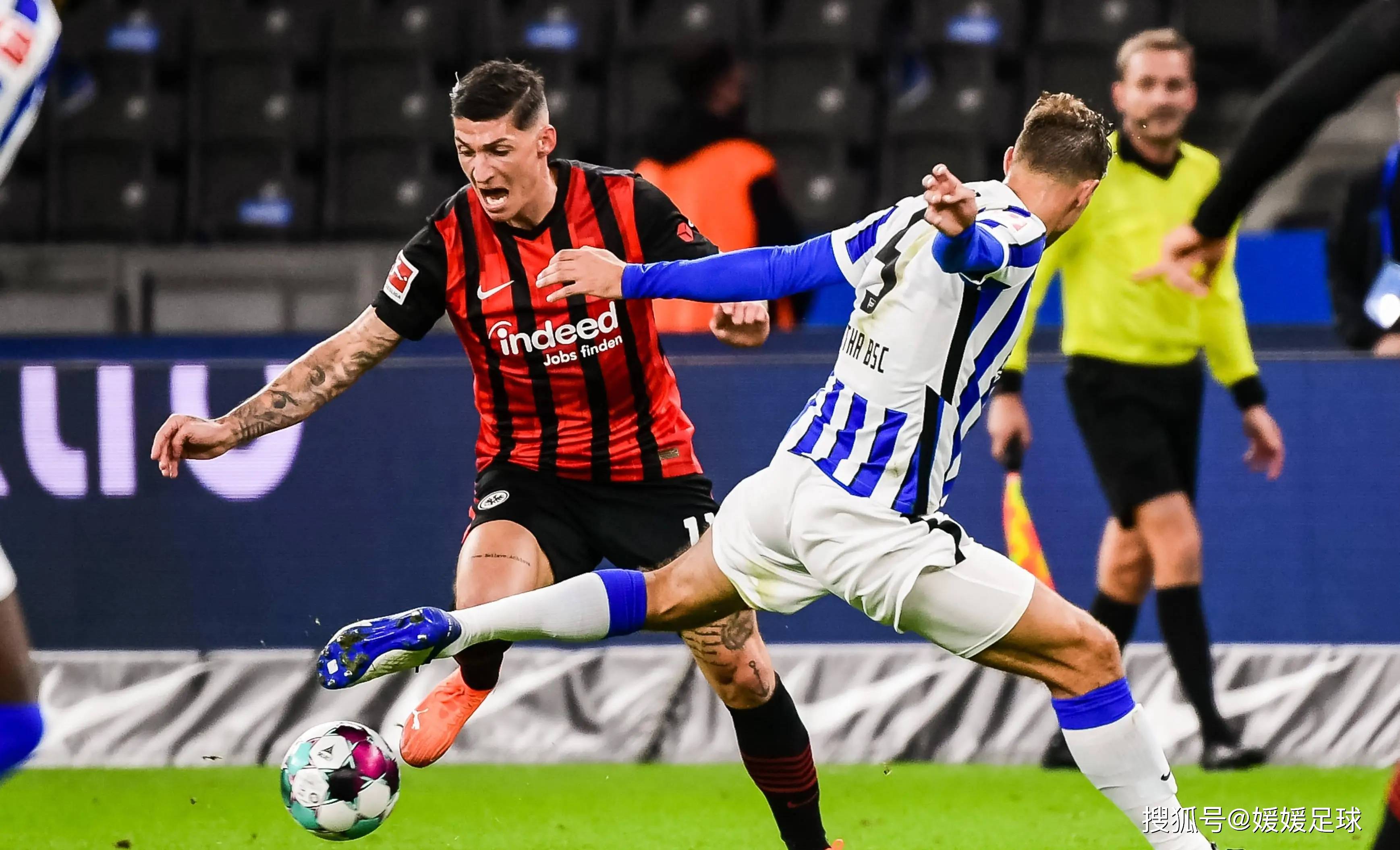 沃尔夫斯堡再次取胜，保持领先优势