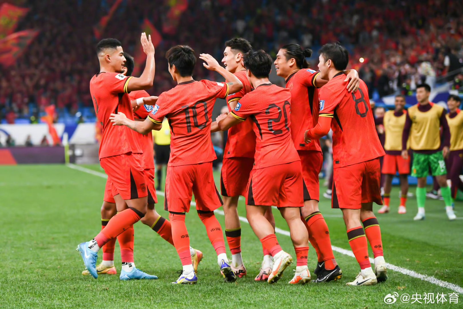 强弱对决，中国球队斩获胜利