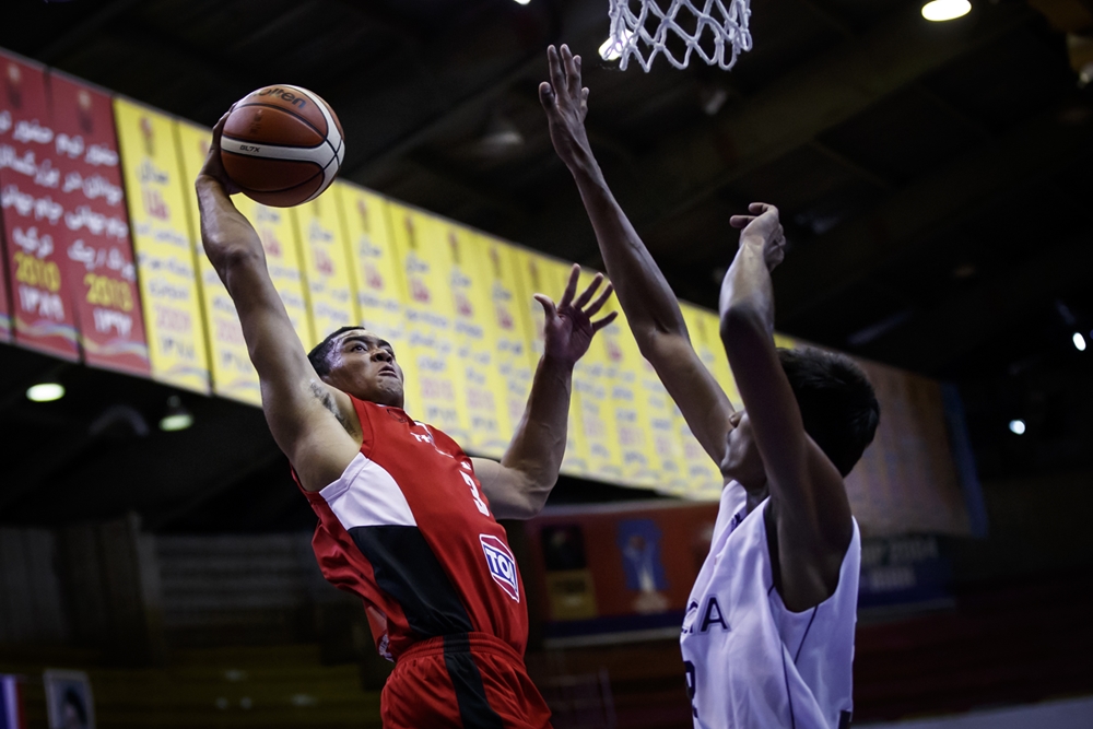 泰国男篮在国际篮球赛中勇往直前