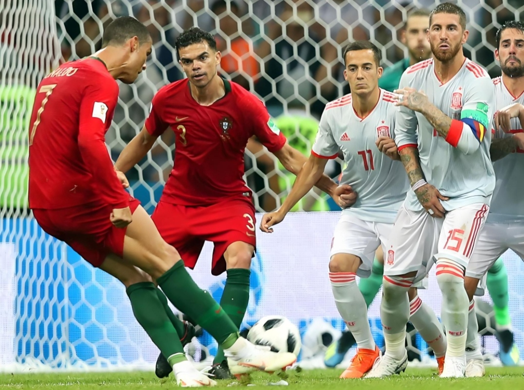 比利时鏖战巴萨，罗德里戈制霸全场