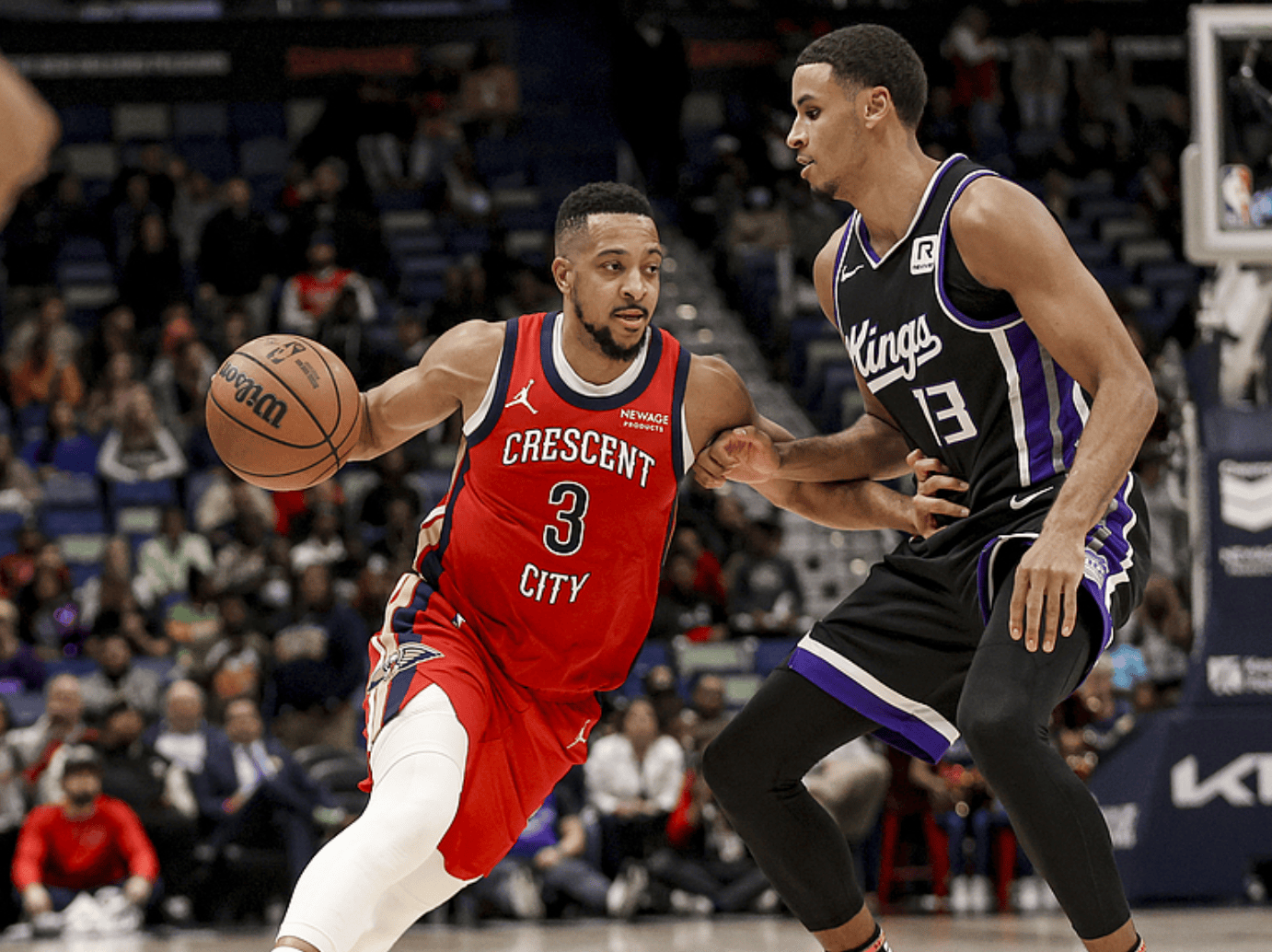 关于尼克斯险胜鹈鹕，麦科勒姆刷新纪录的信息