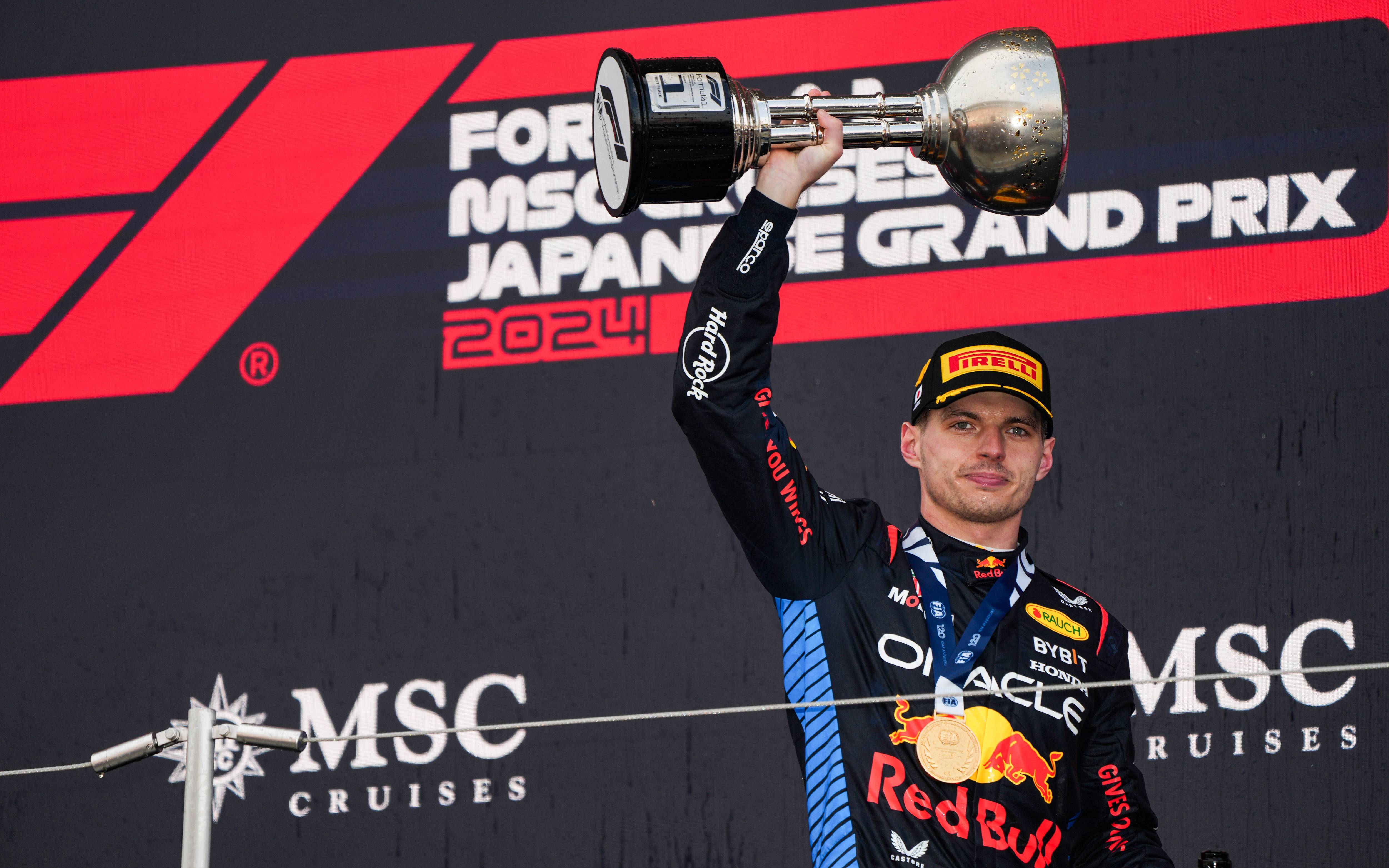 红牛二队翻盘法拉利,塞恩斯惊艳四座的简单介绍 红牛二队翻盘法拉利,塞恩斯惊艳四座的简单介绍