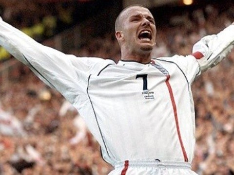 希腊绝杀乌拉圭,马丁内利刷新纪录 希腊绝杀乌拉圭,马丁内利刷新纪录