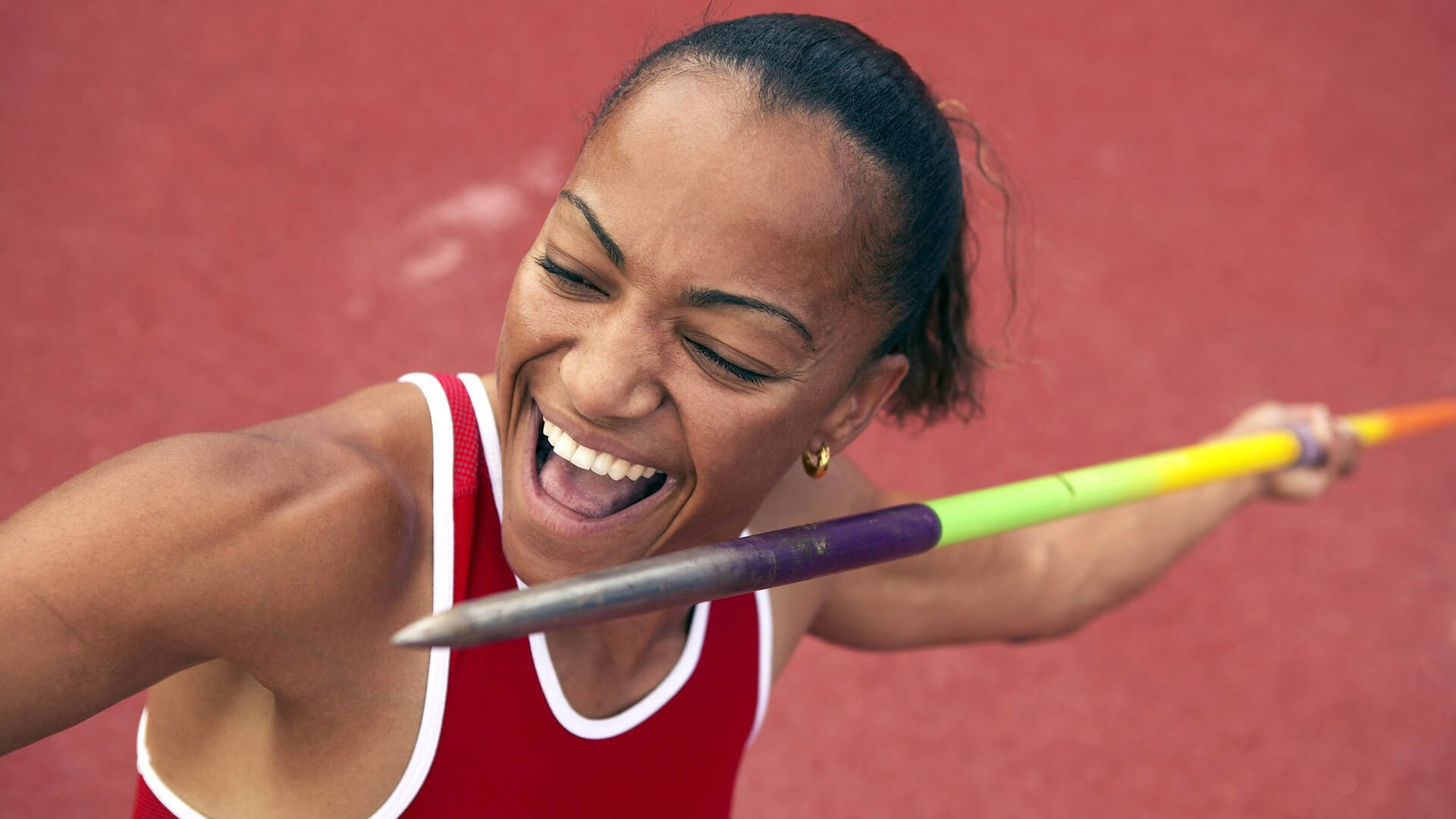 赛道上的唯一性，雷诺的精准突袭与勒克莱尔的炽热轨迹
